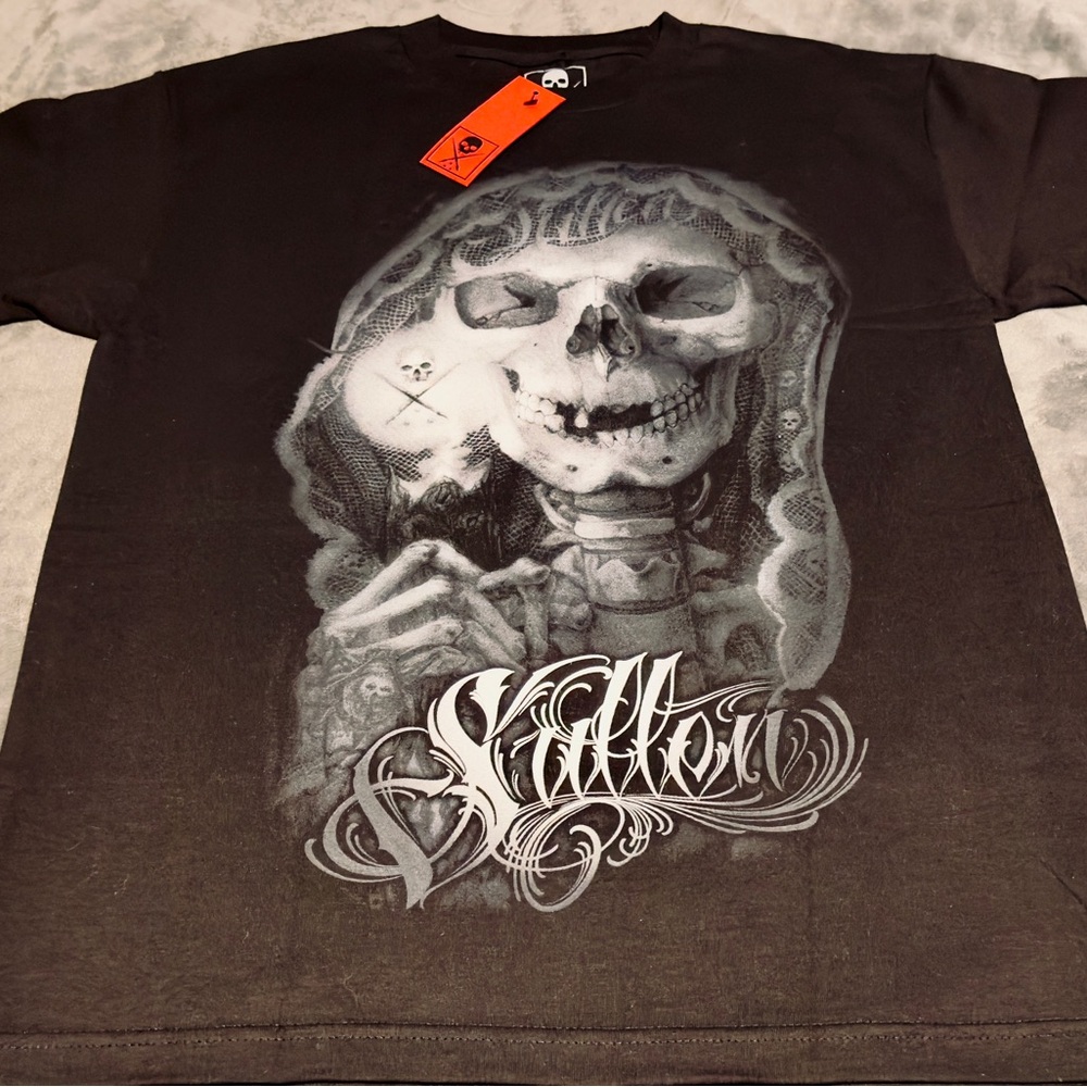 Rare Sullen Art Collective “Into The Light” Short Sleeve Shirt Mens Medium
